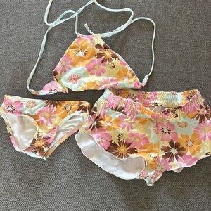 Billabong Girls 2 piece bathing suit and short size 5T
